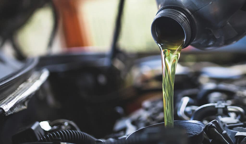 How Many Quarts Of Oil Does A Car Take